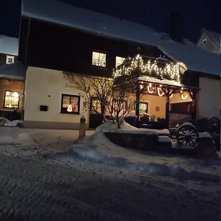 Am Schloss Im Erzgebirge * Lauenstein