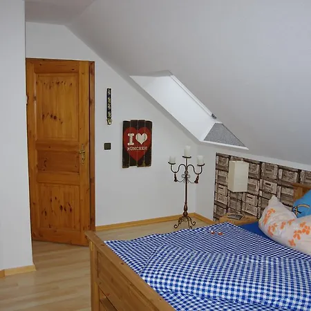 Am Schloss Im Erzgebirge Apartman