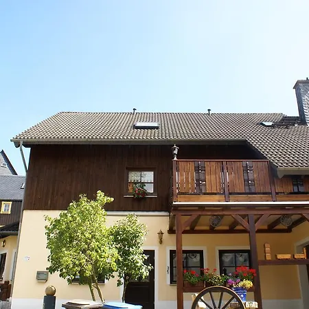 Am Schloss Im Erzgebirge * Lauenstein