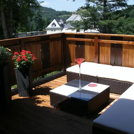 Am Schloss Im Erzgebirge * Lauenstein