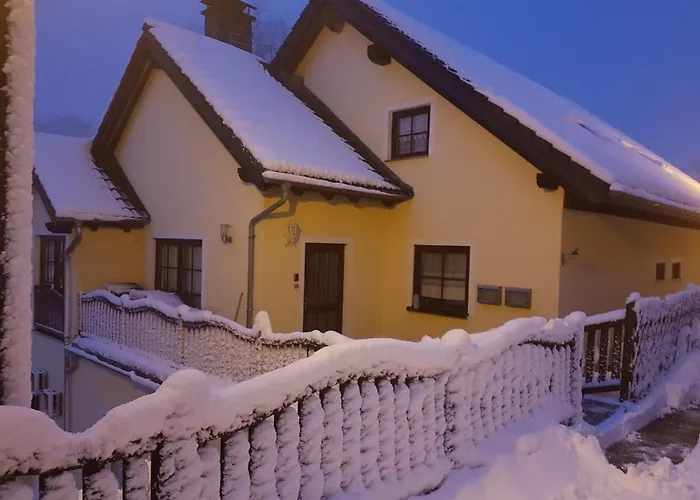 Apartment Am Schloss Im Erzgebirge *