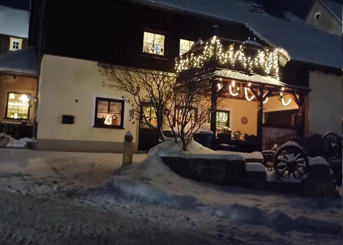 Am Schloss Im Erzgebirge * Lauenstein