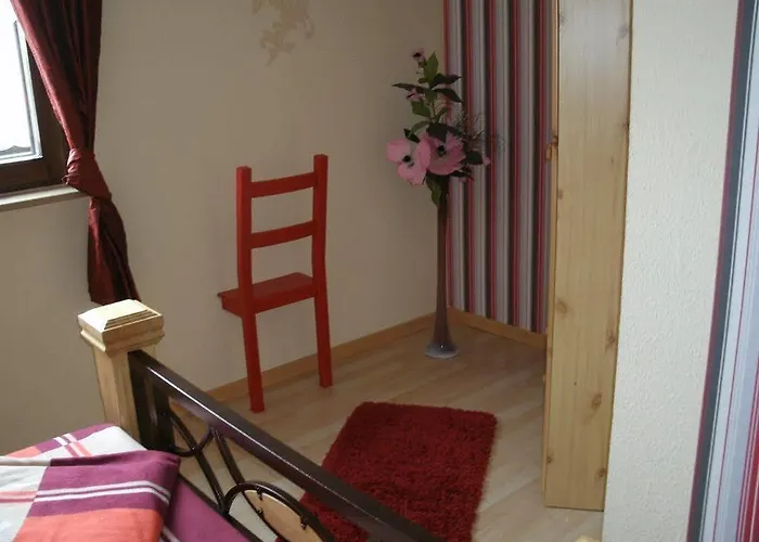 Am Schloss Im Erzgebirge * Lauenstein